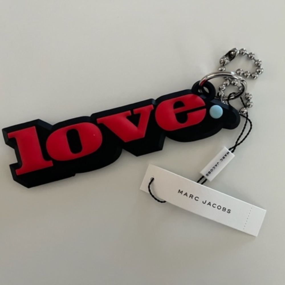 MARC JACOBS chunky silicone LOVE keyring BAG CHARM